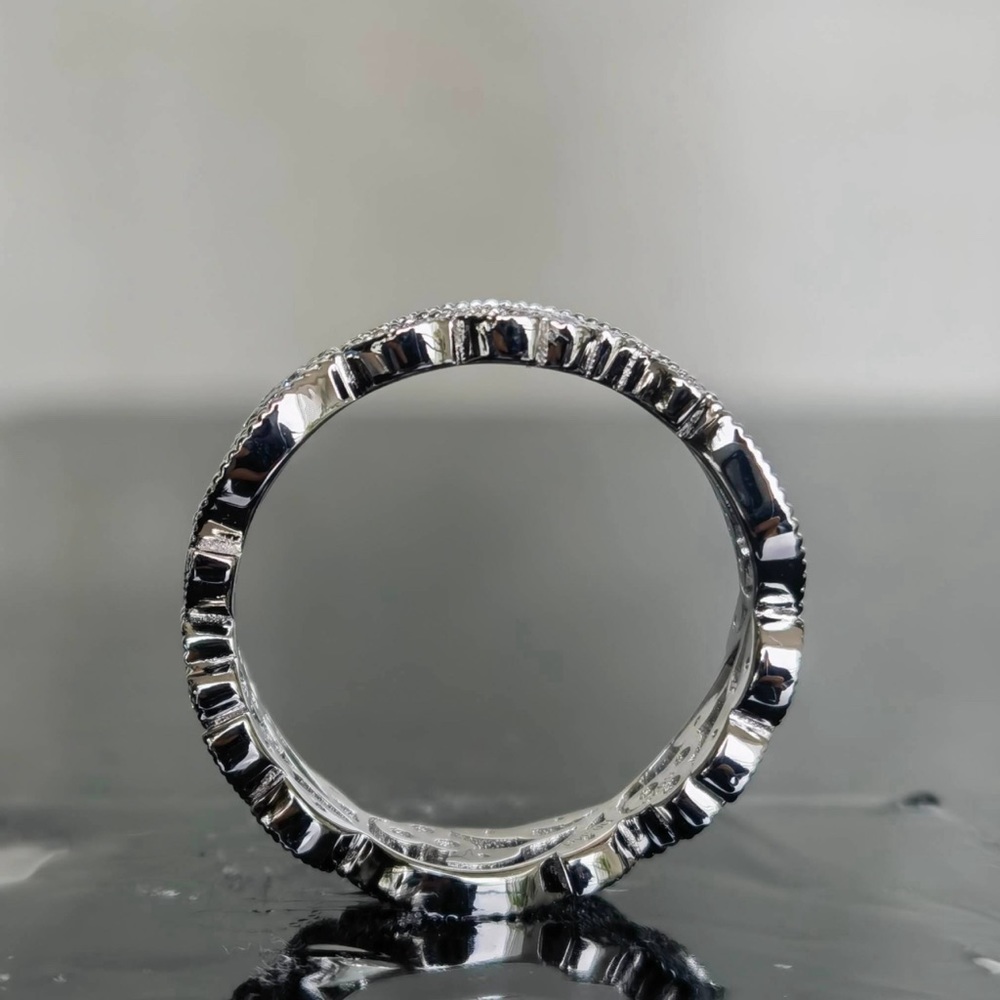 DOVEGGS silver art deco ring full eternity
